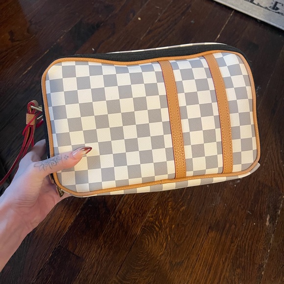 Sprayground Limited Edition Grey and White Checkered Toiletry Bag/Clutch- NWT - Picture 2 of 7